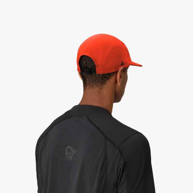 Norrona Senja Cap - Adrenaline Red