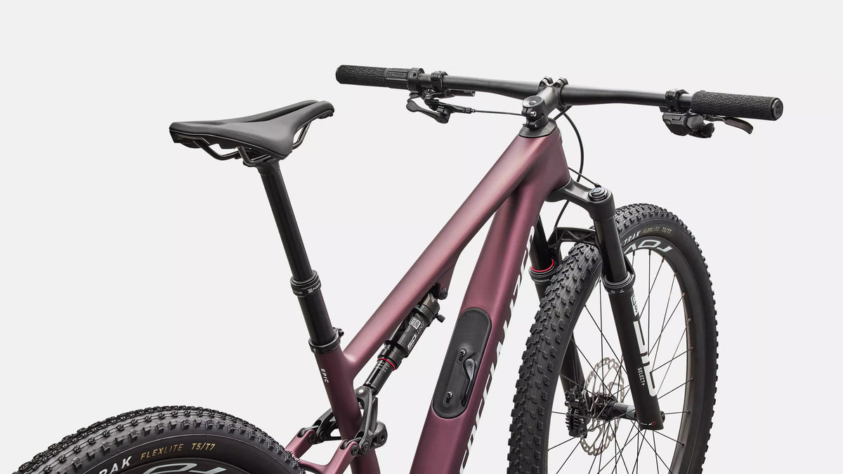 Specialized Epic 8 Expert Di2 - Satin Bordeaux Metallic / White