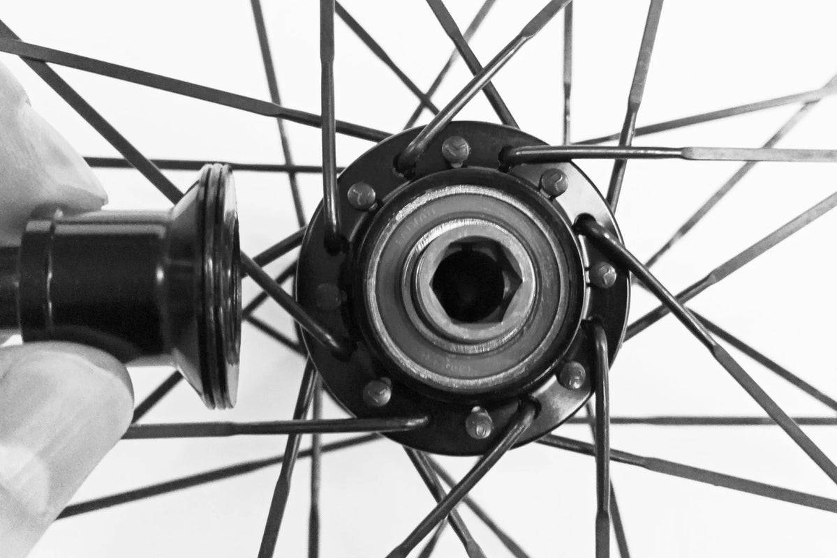 Hunt Wheelset - 4 Season Aero V2 Rim Brake - Shimano/Sram 8/9/10/11 Speed
