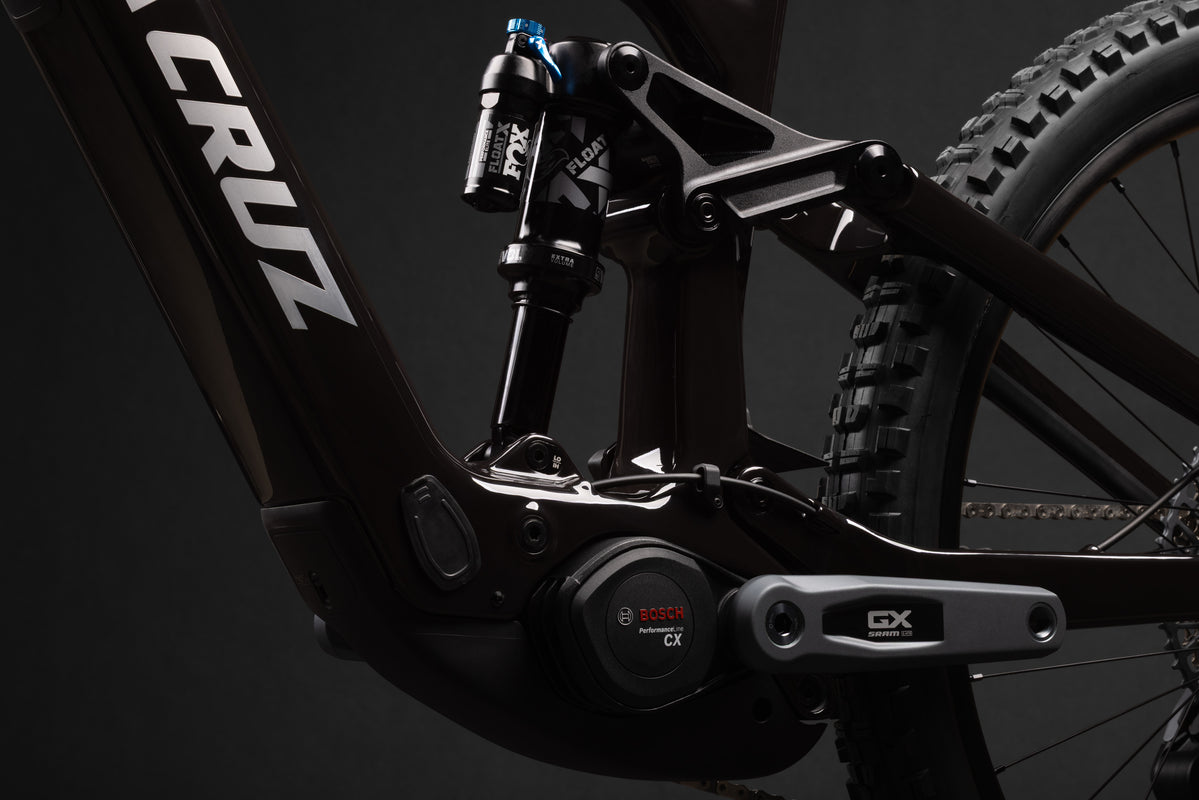 Santa Cruz Bullit - Bosch CX - Carbon C - SRAM 70  - Gloss Black