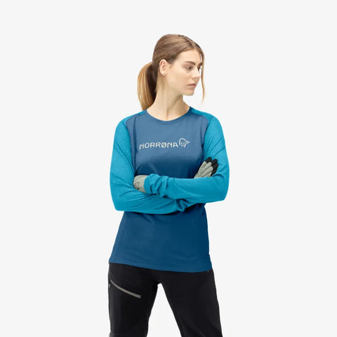 Norrona Women Fjora Equaliser Lightweight Long Sleeve - Mykonos